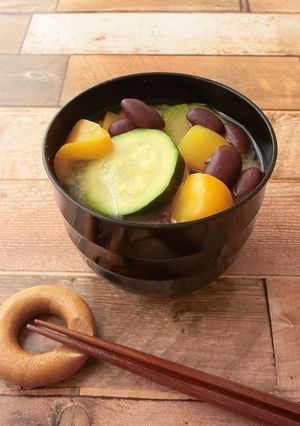 ズッキーニとパプリカの味噌汁-レシピのメイン写真