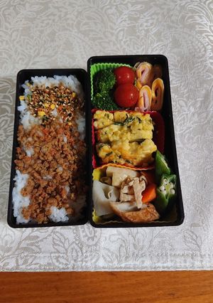 ふわふわはんぺんと鶏皮を使った煮物です-レシピのメイン写真