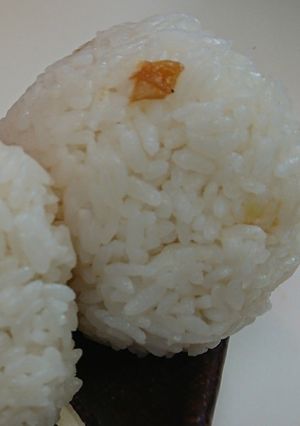 梅キャベ✨お握り-レシピのメイン写真