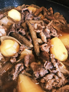 ごぼう香ばしい肉じゃが-レシピのメイン写真