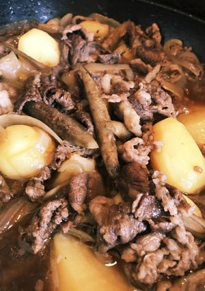 ごぼう香ばしい肉じゃが-レシピのメイン写真