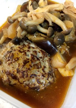 ハンバーグ きのこ添え煮-レシピのメイン写真