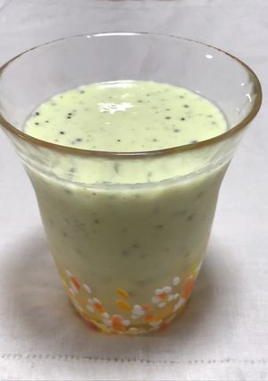 簡単にビタミン摂取☆キウイのスムージー-レシピのメイン写真