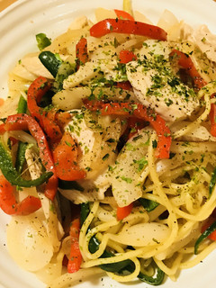 パッと見イタリアンな鶏肉のパプリカ焼そば-レシピのメイン写真