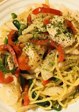 パッと見イタリアンな鶏肉のパプリカ焼そば-レシピのメイン写真
