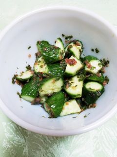 梅+しそ+きゅうり=美味しい♪-レシピのメイン写真