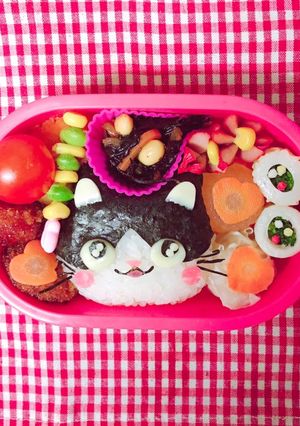 うちのハチワレ猫 デコ弁-レシピのメイン写真