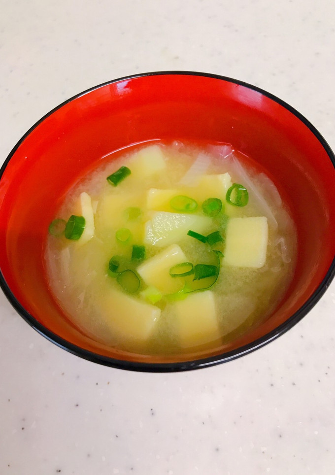 消化の良い 簡単じゃがいもの味噌汁-レシピのメイン写真