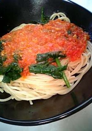 ほうれん草とトマトのパスタ-レシピのメイン写真