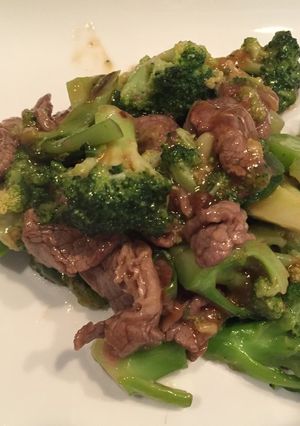 ブロッコリーと牛肉のオイスターソース炒め-レシピのメイン写真