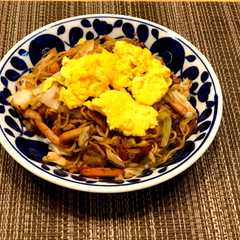 焼きそば ラードと魚粉の旨味 オム乗せ-レシピのメイン写真