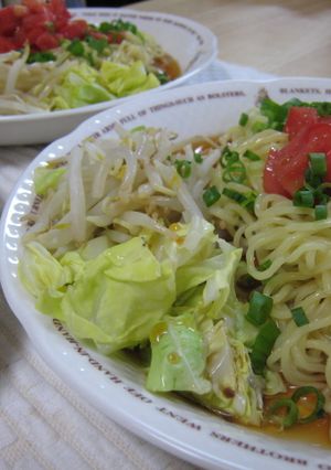 市販の和風ドレッシングで、簡単涼風麺-レシピのメイン写真