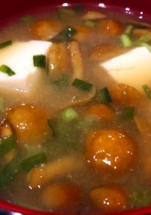 【超簡単】なめことお豆腐のお味噌汁-レシピのメイン写真