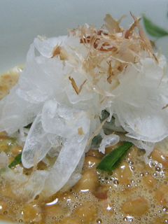 納豆に新玉ねぎ-レシピのメイン写真
