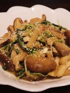 きのこと水菜のバター醤油炒め-レシピのメイン写真