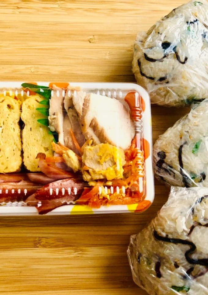 愛妻弁当♡63〜使い捨て容器〜-レシピのメイン写真