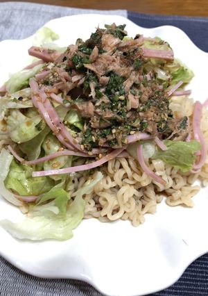 冷やしごま味ラーメン-レシピのメイン写真