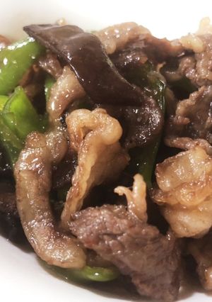 牛肉とキクラゲ、ピーマンの甘辛炒め煮-レシピのメイン写真
