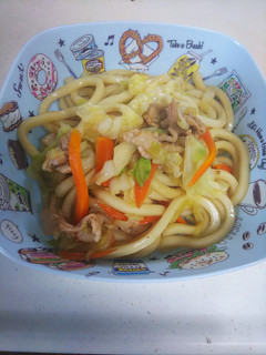 焼き肉のタレとめんつゆ味付け焼きうどん-レシピのメイン写真