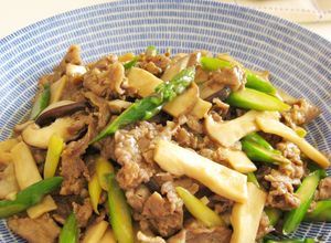 牛肉とアスパラときのこのオイスター炒め-レシピのメイン写真