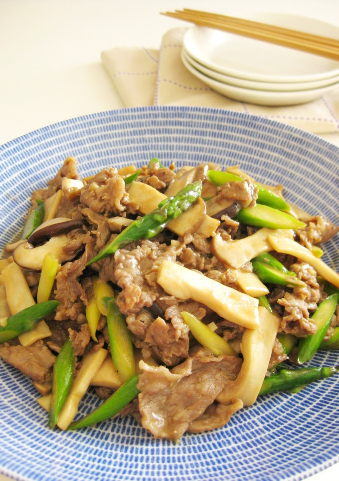牛肉とアスパラときのこのオイスター炒め-レシピのメイン写真