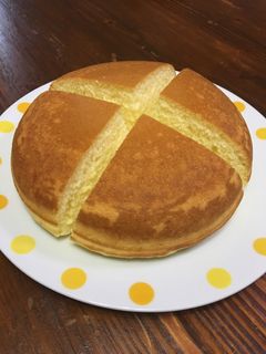 ぐりとぐら♡炊飯器でカステラケーキ-レシピのメイン写真