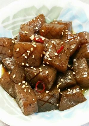 コンニャクの甘辛煮～レンチンで灰汁抜き～-レシピのメイン写真