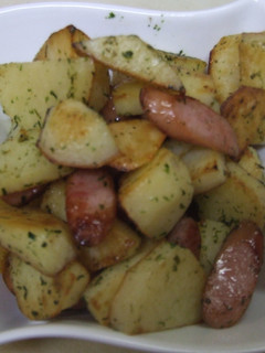 ポテトとソーセージの炒め物-レシピのメイン写真