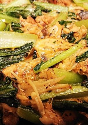 小松菜とサバの味噌煮缶の炒め物-レシピのメイン写真
