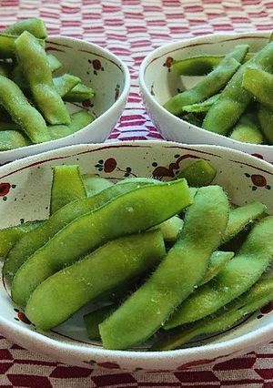 塩加減がいい感じの♡茹で枝豆-レシピのメイン写真
