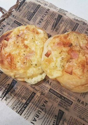 HB生地 こんがりチーズの惣菜パン-レシピのメイン写真