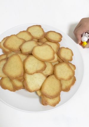 卵白救済おやつ。一番簡単なラングドシャ-レシピのメイン写真