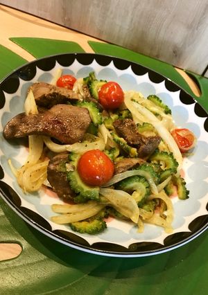 ゴーヤとレバーのカレー炒め-レシピのメイン写真