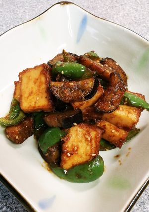 ナスと厚揚げの甘辛ごま味噌炒め.:*:・-レシピのメイン写真