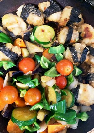 チーズイン磯部いももちと夏野菜塩ダレ炒め-レシピのメイン写真