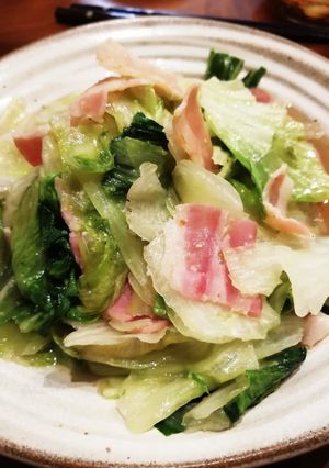 レタスいっぱい食べちゃって！ベーコン炒め-レシピのメイン写真