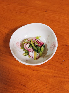 ラディッシュの茎と葉の酢味噌和えです-レシピのメイン写真
