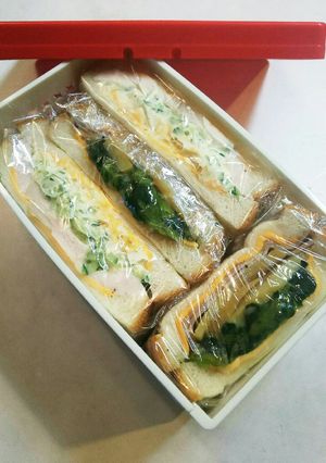 お弁当(7/3)ほうれん草サンドイッチ-レシピのメイン写真