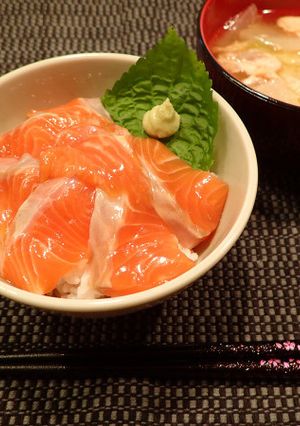 海峡サーモンの漬け丼-レシピのメイン写真