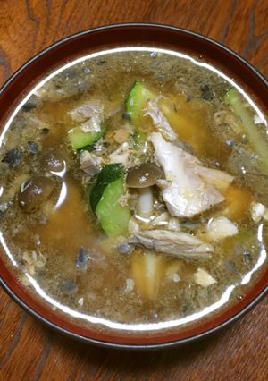 鯖缶とズッキーニとぶなしめじの味噌汁-レシピのメイン写真