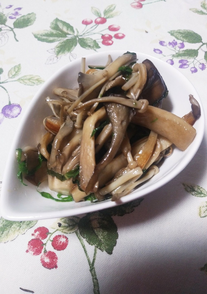 キノコと青じその炒め物-レシピのメイン写真