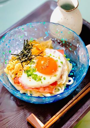 カリカリのベーコンエッグうどん-レシピのメイン写真