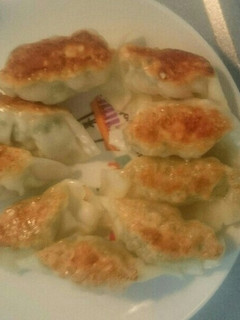 旬の大葉を使ったエビ焼き餃子-レシピのメイン写真