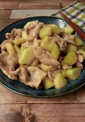 豚肉とメロンのガーリック醤油炒め-レシピのメイン写真