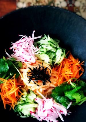 冷たい麺でもお腹ほかほか、ビビン麺-レシピのメイン写真