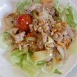 メインにもなるヘルシーひき肉サラダ♪