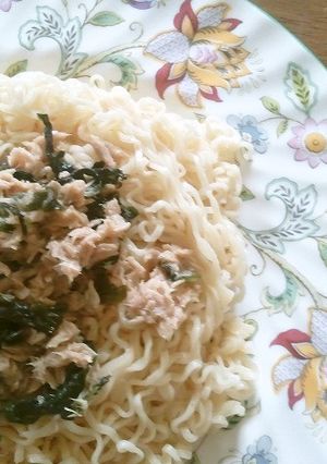 ツナとダブル乾物のせ冷やしラーメン-レシピのメイン写真