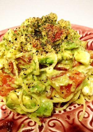 トマトとアボカドとクリームチーズのパスタ-レシピのメイン写真
