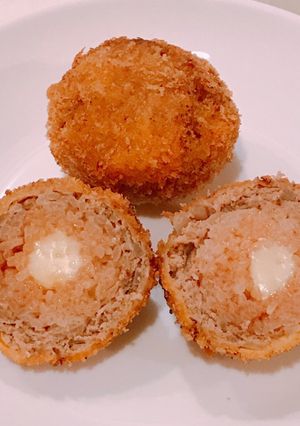 ライスコロッケ？チーズinライスメンチ！-レシピのメイン写真