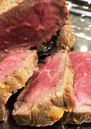 ほんのり辛味噌風味のローストビーフ-レシピのメイン写真